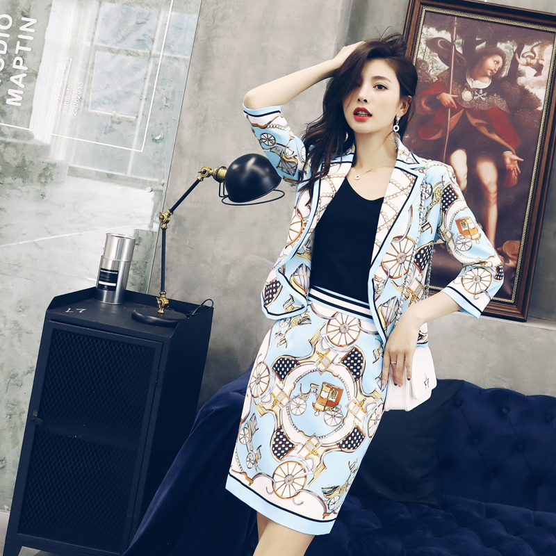 網紅氣質2018秋季新款時尚潮流氣質印花套裝兩件套朝仙女裝