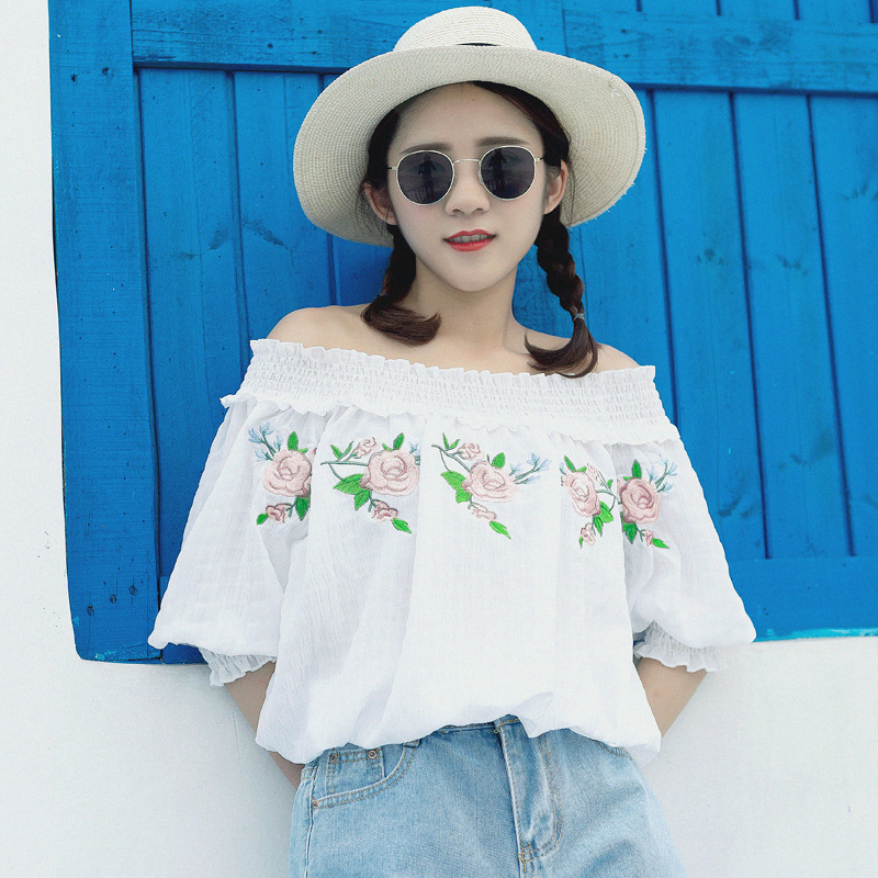 夏裝新款韓版女裝中袖一字領露肩雪紡衫花朵刺繡襯衣學生上衣