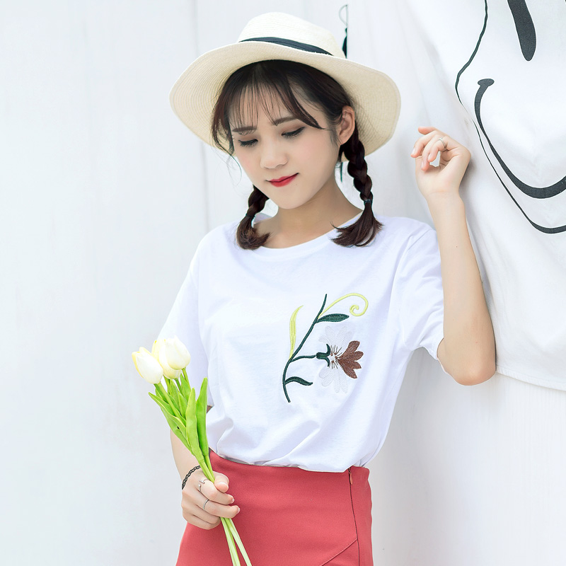 夏裝新款韓版花朵刺繡圓領短袖T恤女百搭上衣寬松打底衫衣服