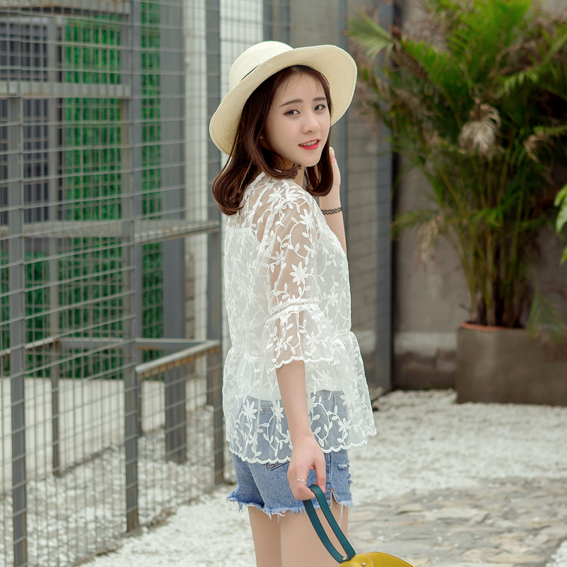 春夏裝韓版新款女裝刺繡網紗蕾絲衫白色學生寬松打底衫上衣潮